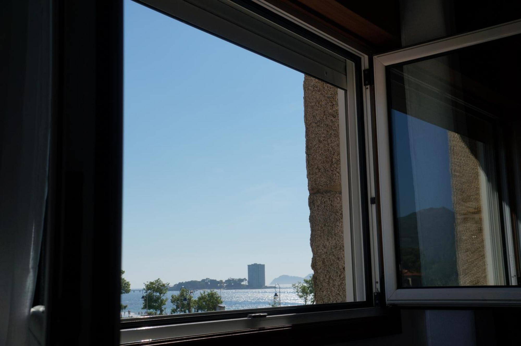 Ferienwohnung Atico En La Playa De Samil Vigo Exterior foto